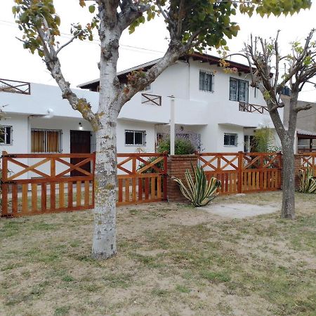 Alojamientos frente al Mar Complejo El Estar De La Costa San Clemente del Tuyú Exterior foto